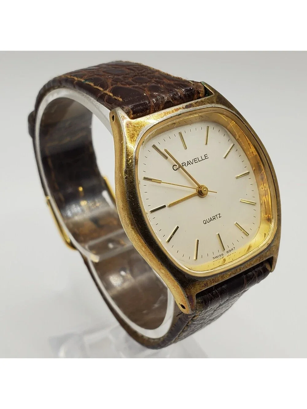 Vintage Caravelle Quartz 4J Watch For Parts Or Repair